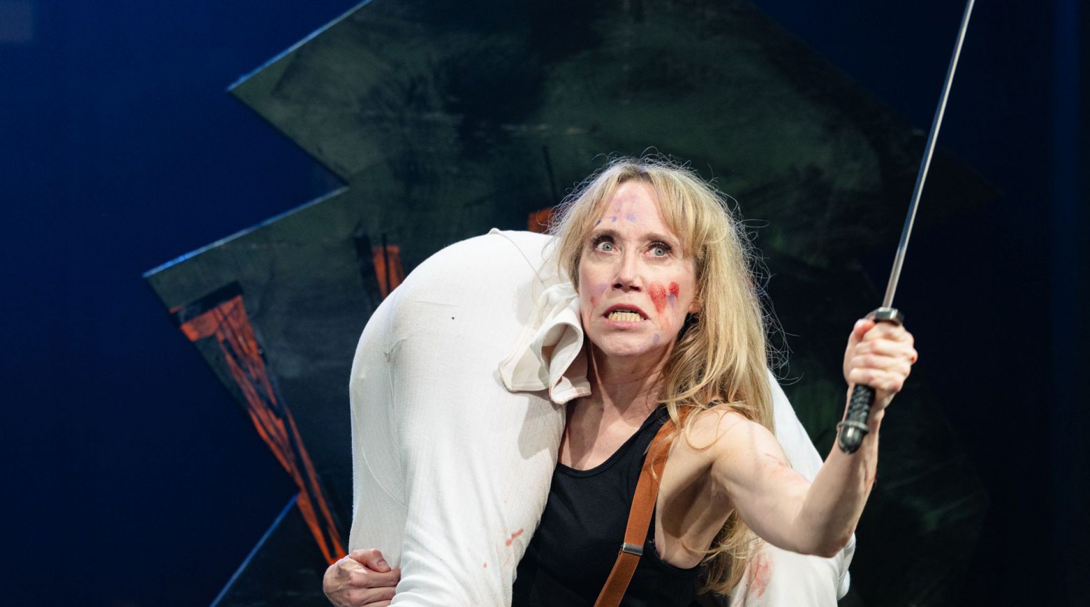 preload tag_bestof_tag_dersumpfdesgrauens2_c_anna_stoecher-641-228